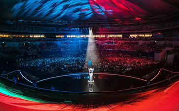 博鱼·体育中国官方网站学校修建塑胶跑道